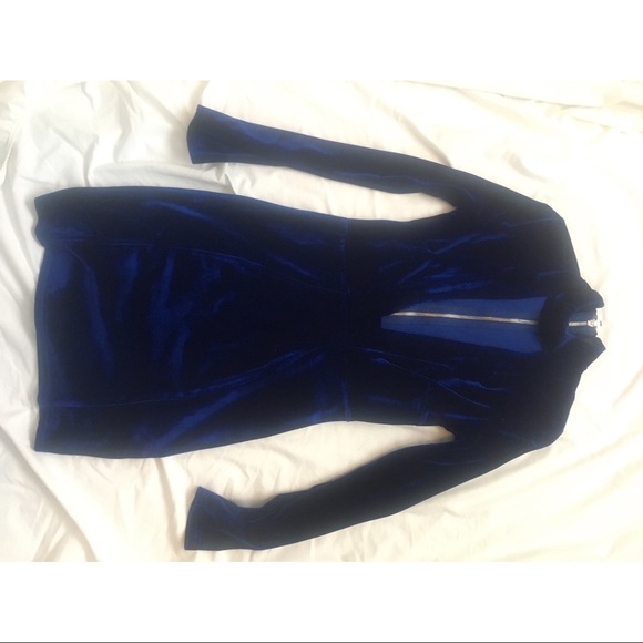 Velvet dress - Picture 1 of 2